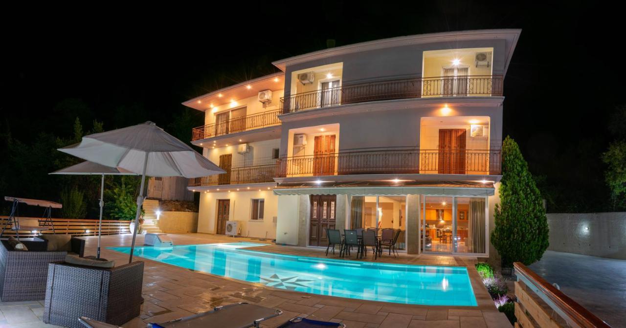 Petronas Villa Kariá Esterno foto